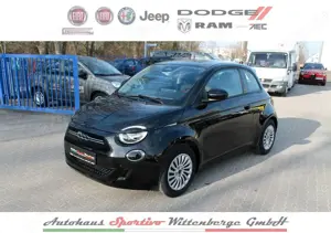 Fiat 500e 3+1 Red 42kWh 360°,SHZ,CarPlay,Komfort-Pa