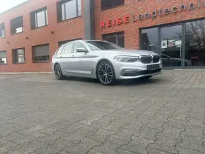 BMW 520 520d Touring Aut. Luxury Line