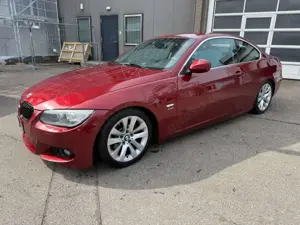 BMW 325 i xDrive Coupe NAVI-XENON-M-SPORT-TÜV-NEU