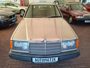 Mercedes-Benz 230 E W124 Schiebedach ZV 2.Hand  Tüv+H-Zulassung