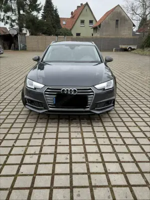 Audi A4 A4 Avant Diesel Avant Sport 40 TDI S tronic