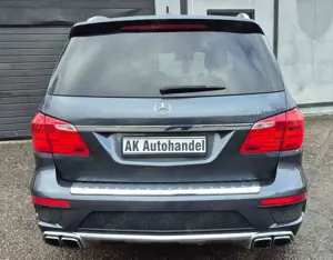 Mercedes-Benz GL 63 AMG 4Matic AMG Driver Package BangOlufsen Bild 5