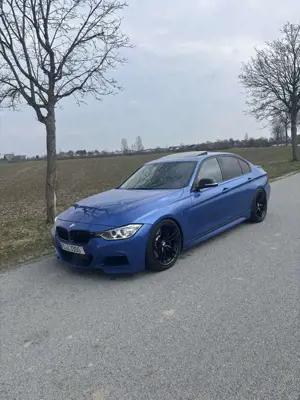 BMW 335 I M Performance Paket | Neuer Motor | Voll!