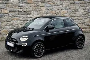 Fiat 500e La Prima