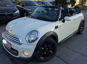 MINI Cooper Cabrio Cooper, Vollleder,122PS, Garantie, Garagenwagen!!