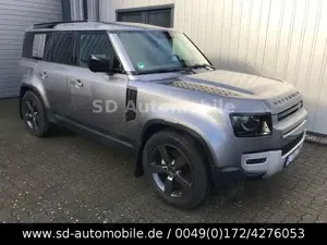 Land Rover Defender 110 HSE 300 D PANO+AHK+BLACK-PACK