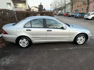 Mercedes-Benz C 180 C 180 Kompressor (203.046) Bild 4