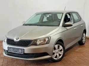 Skoda Fabia Cool Edition SEHR SPARSAM 8x Reifen