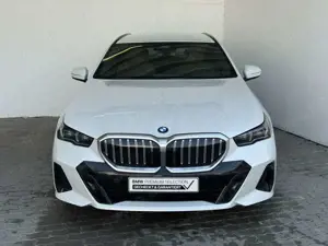 BMW 520 d xDrive Tour. M Sport Navi.LED.AHK.ACC.STHZ Bild 3