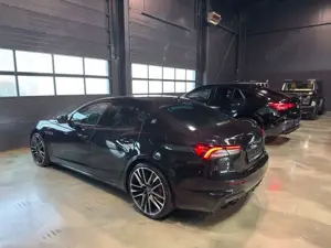 Maserati Ghibli Trofeo DEUTSCHES FAHRZEUG/AUS 2. HAND/LED Bild 5
