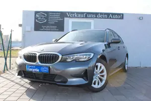BMW 318 D Touring Leder/LED/Dig.Tacho/NAVI/PANO/RFK