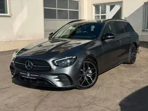 Mercedes-Benz E 400 E400d T 4M AMG BURMESTER AHK CARPLAY LED ACC KAM