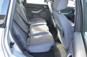 Ford C-Max Style *Klimaautomatik*Einparkhilfe* Bild 5