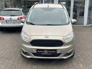 Ford Tourneo Courier Titanium