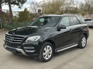Mercedes-Benz ML 350 CDI BlueTec STHZ Pano AHK R-Kam Leder