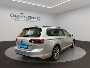 Volkswagen Passat Variant 2.0 TDI DSG Business AHK Navi ACC Bild 5