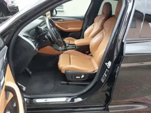 BMW X4 M d xDRIVE+340PS+21ZOll+M-SITZE+LEDER+AHK Bild 5