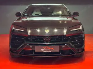 Lamborghini Urus /4.0 V8 650PS/AUT./PANO/22"/GARANTIE/SERVICE