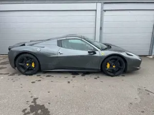 Ferrari 458 Spider, Wartung neu, Garantie