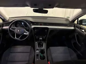 Volkswagen Passat Variant 2.0 TDI Business ACC BLIS LED Bild 3