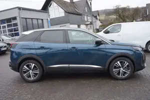 Peugeot 3008 Allure Pack 130 LED;Navi;Sitzh;Kamera;18Zol Bild 4