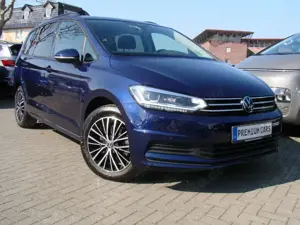Volkswagen Touran 1.5TSi Comfortline 7-Sitzer LED ACC Standheizung
