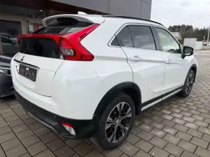 Mitsubishi Eclipse Cross 1.5 T-MIVEC Intro Edition 2WD Bild 2