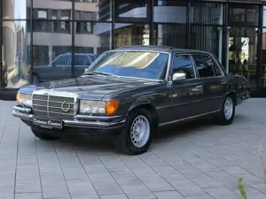 Mercedes-Benz 450 SEL 6,9