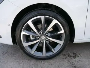 SEAT Leon FR 1.5 eTSI DSG DSG*ACC*KAMERA*NAVI*FULL-LINK*L... Bild 4