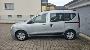 Dacia Dokker 1.3 TCe Comfort Kamera Sitzheizung Navi Bild 4