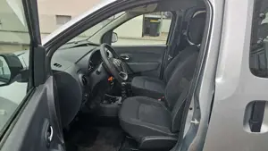 Dacia Dokker 1.3 TCe Comfort Kamera Sitzheizung Navi Bild 5