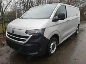 Volkswagen T7 Transporter e-Transporter Kasten BEV 100 kW RWD LR Bild 1