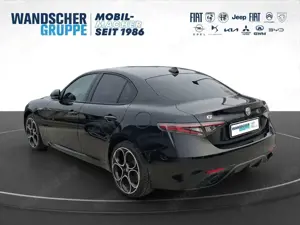 Alfa Romeo Giulia Veloce Q4 2.0 Turbo 16V Kam.+KeyLess+SHZ Bild 5