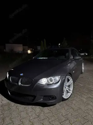 BMW 330 N52 / Logic 7 / Scheckheft / M Paket