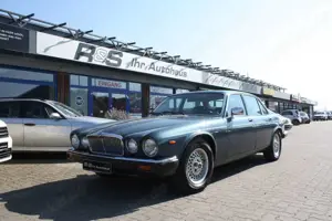 Jaguar XJ12