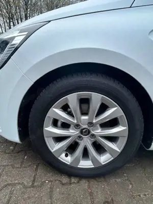 Renault Clio Experience Bild 5