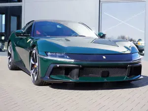 Ferrari 12 Cilindri *Pano,ACC,Lift,Carbon,Histori. Colour* Bild 2