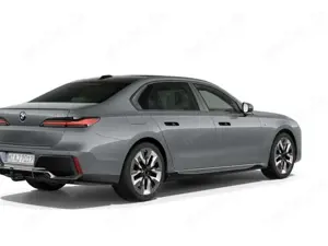 BMW 740 d xDrive Fond Entertainment M Sport Pro Massa Bild 4