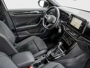 Volkswagen T-Roc Style 2.0 TDI DSG LED+ Navi AHK ACC 18" ParkAss. Bild 3