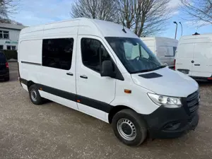 Mercedes-Benz Sprinter Bild 3
