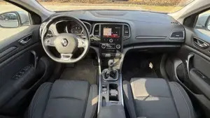 Renault Megane IVGrandtour Business Edition Nur 46471 km Bild 3
