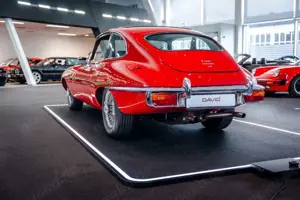 Jaguar E-Type 4.2 Serie II 2+2*Historie*Schalter* Bild 5