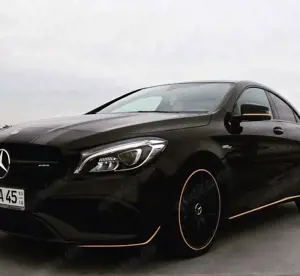 Mercedes-Benz CLA 45 AMG 4Matic Speedshift 7G-DCT Yellow Night Edition Bild 4