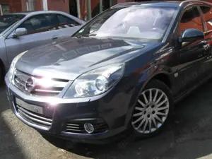 Opel Signum Cosmo Plus Automatik