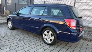 Opel Astra H 1.9 CDTI AUTOMATIK TÜV,45.000KM,KLIMA Bild 3