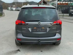 Opel Zafira Tourer 1.4 Turbo Klima | 7 Sitze | AHK | PDC | TÜV neu Bild 5