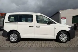 Volkswagen Caddy Cargo Basis/DSG/Navi/TOP Zustand Bild 4