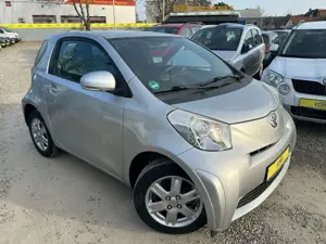 Toyota iQ *30TKM*Automatik*Klima*TÜV NEU