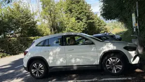 Mercedes-Benz GLA 220 GLA Diesel d 4Matic 8G-DCT Junge Sterne Garantie