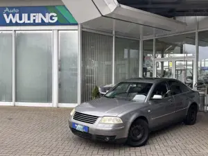 Volkswagen Passat V6 TDI Tiptronic Highline NAVI KLIMA Temp.